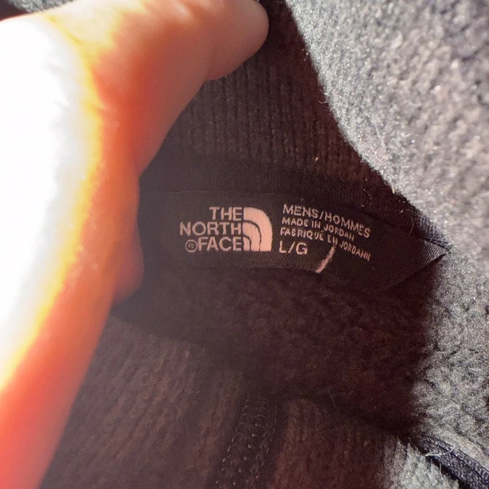 The North Face Mens TKA 100 Glacier Quarter Zip Fleece Pullover Charcoal Gray L